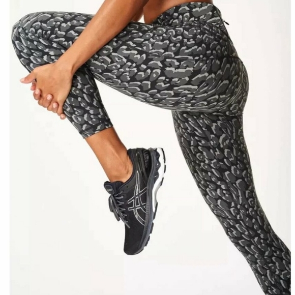 Sweaty Betty Power 7/8 Leggings Black Leopard - Picture 6 of 7